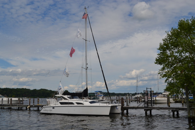 Used Sail Catamaran for Sale 2005 Gemini 105Mc Boat Highlights